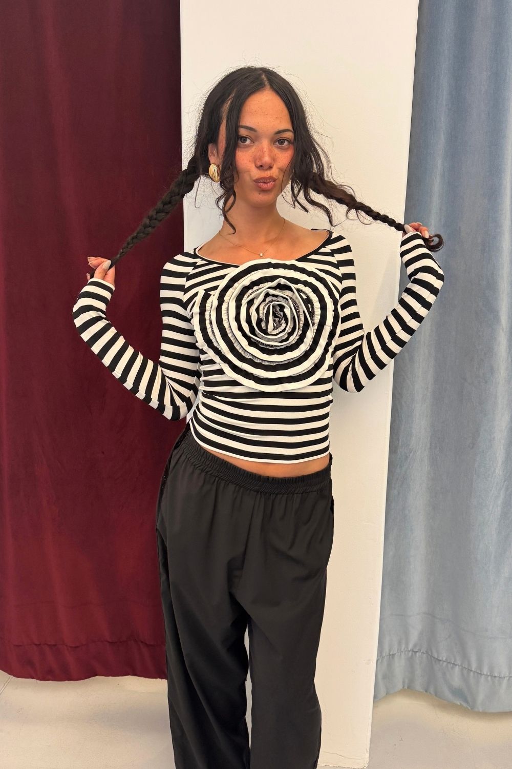 ROSETTA LONG SLEEVE | WHITE AND BLACK