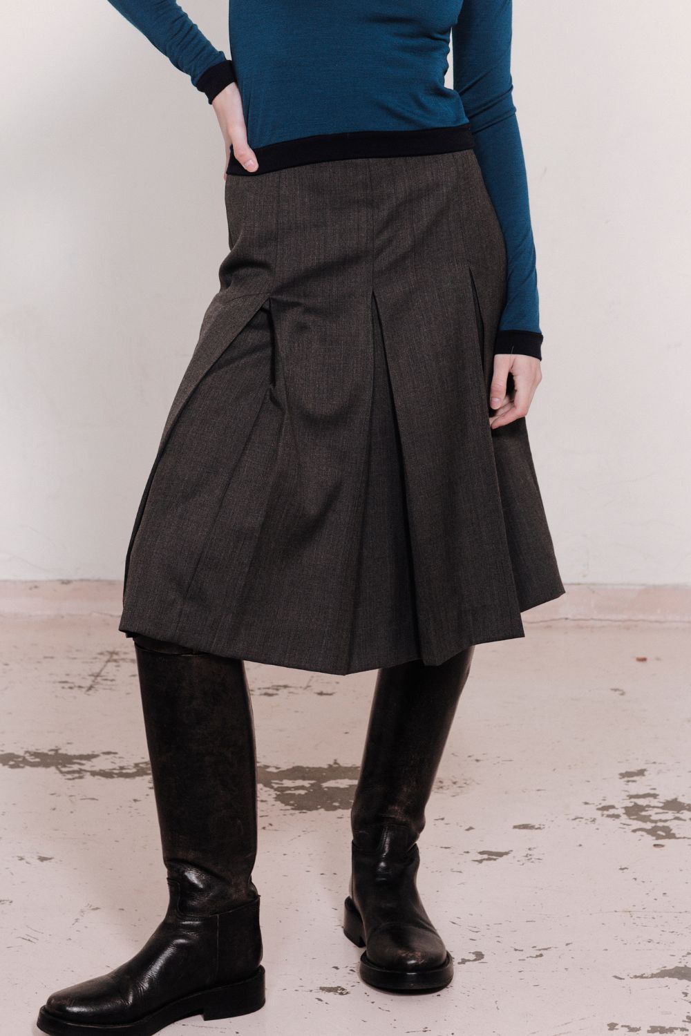 MARY SKIRT | CHARCOAL