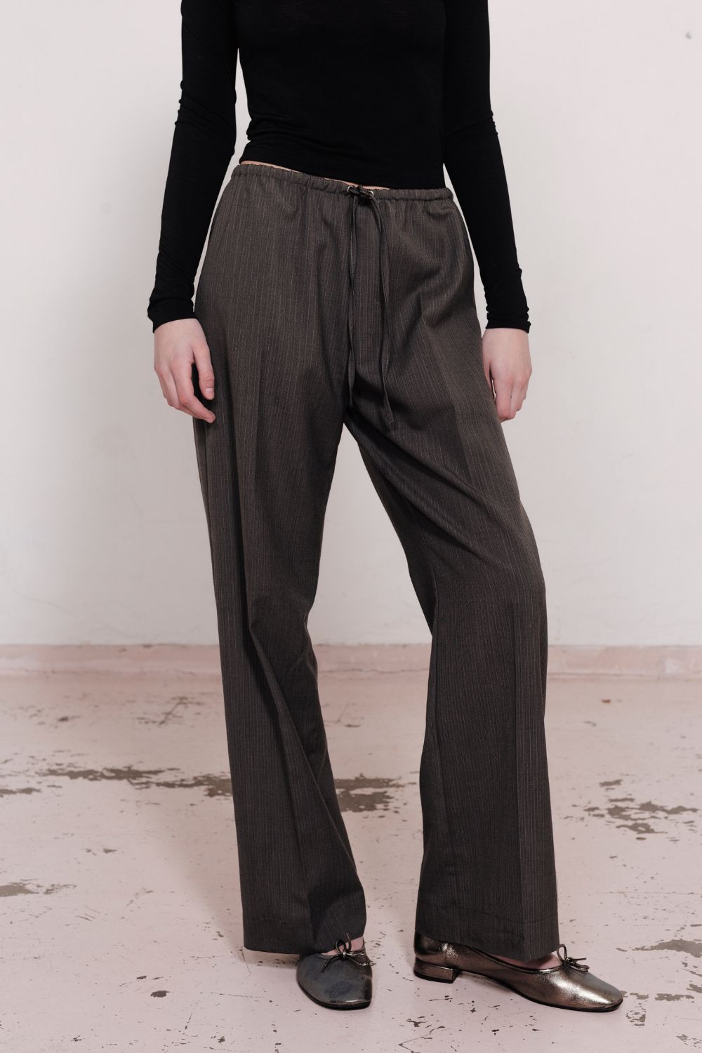 RELAXED DRAWSTRING PANT | CHARCOAL