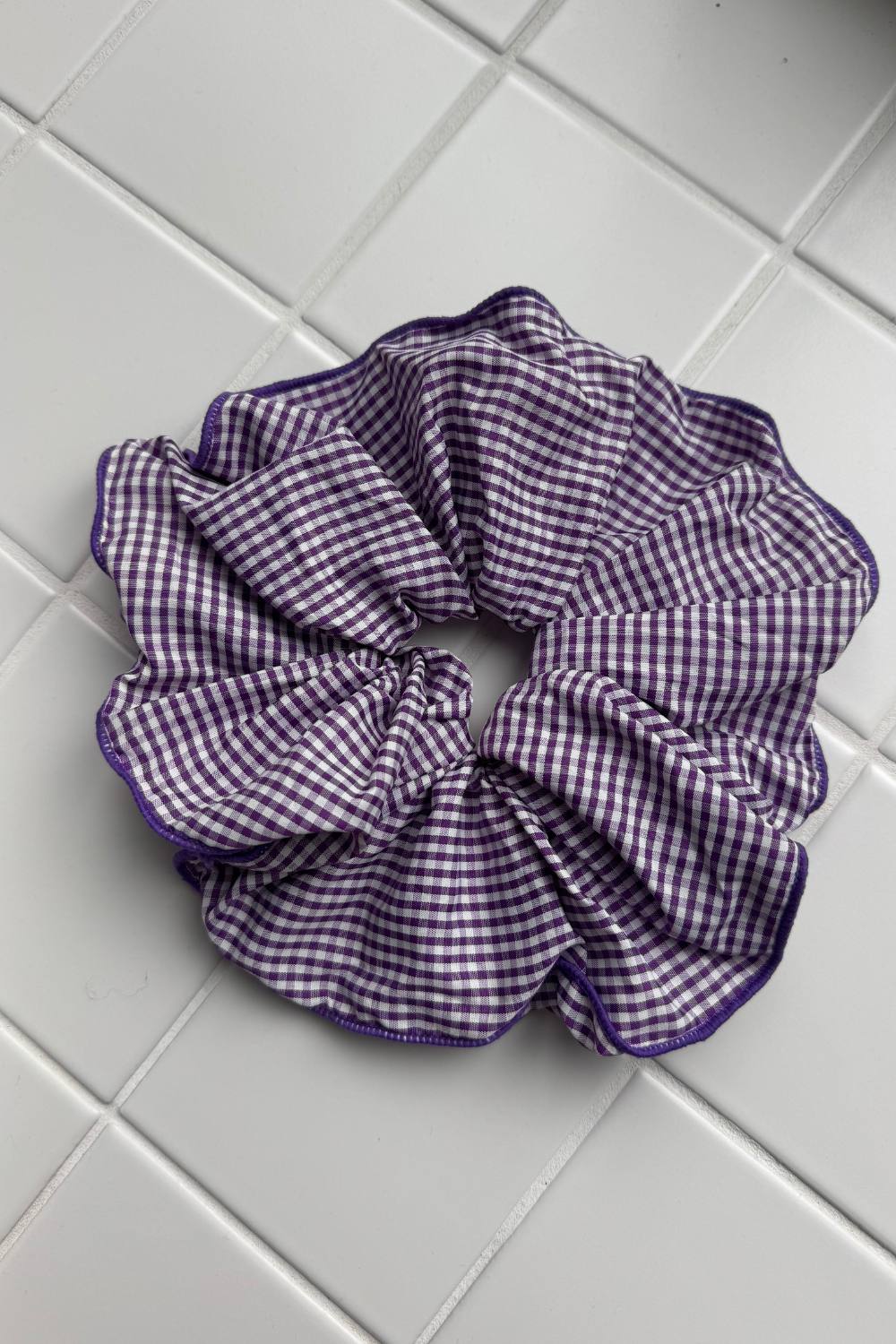 GINGHAM SCRUNCHIE | PURPLE